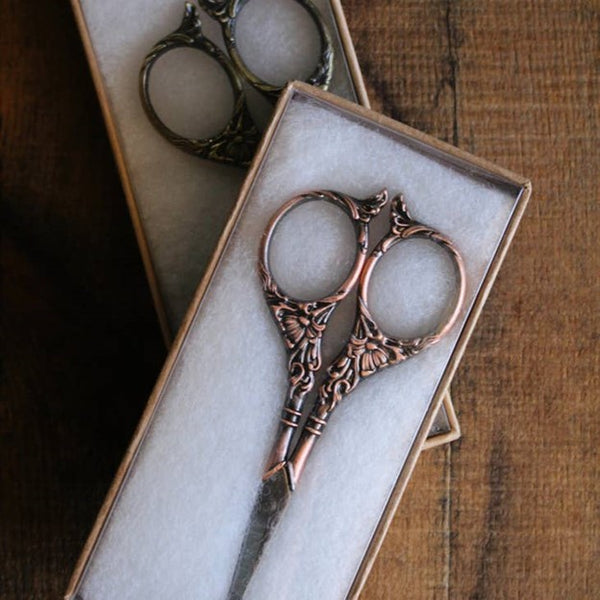 Botanical Garden Scissors - Antique Copper